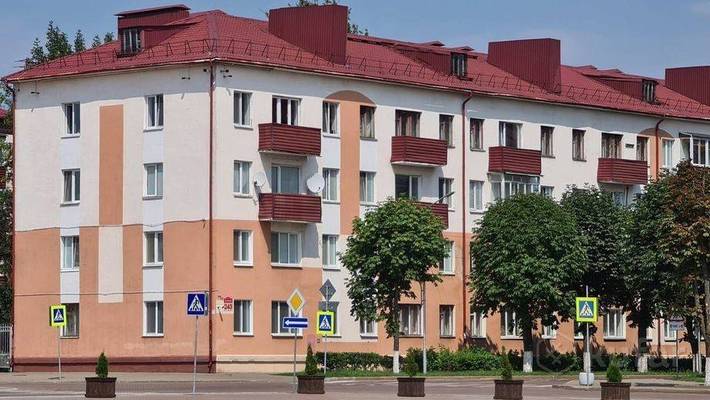 Продается двухкомнатная квартира в центре города по ул. Пушкина, д. 243. 21000 у.е.